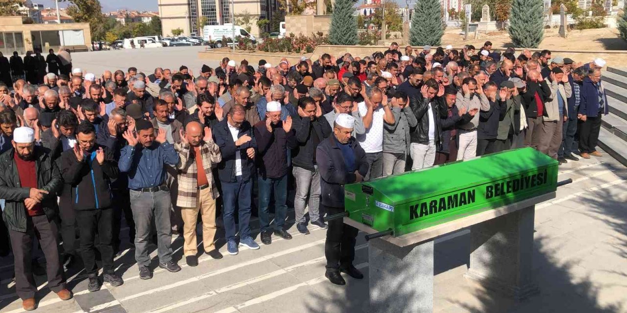 Karaman'da bahçede ölü bulunan yaşlı adam son yolculuğuna uğurlandı