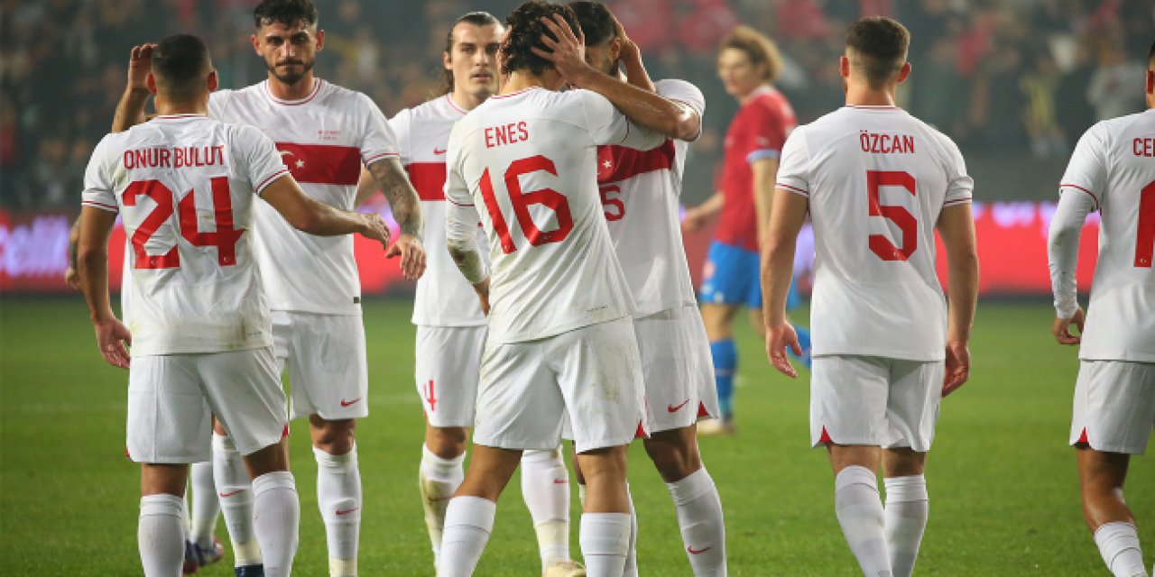 Türkiye, Çekya'yı 2 golle geçti