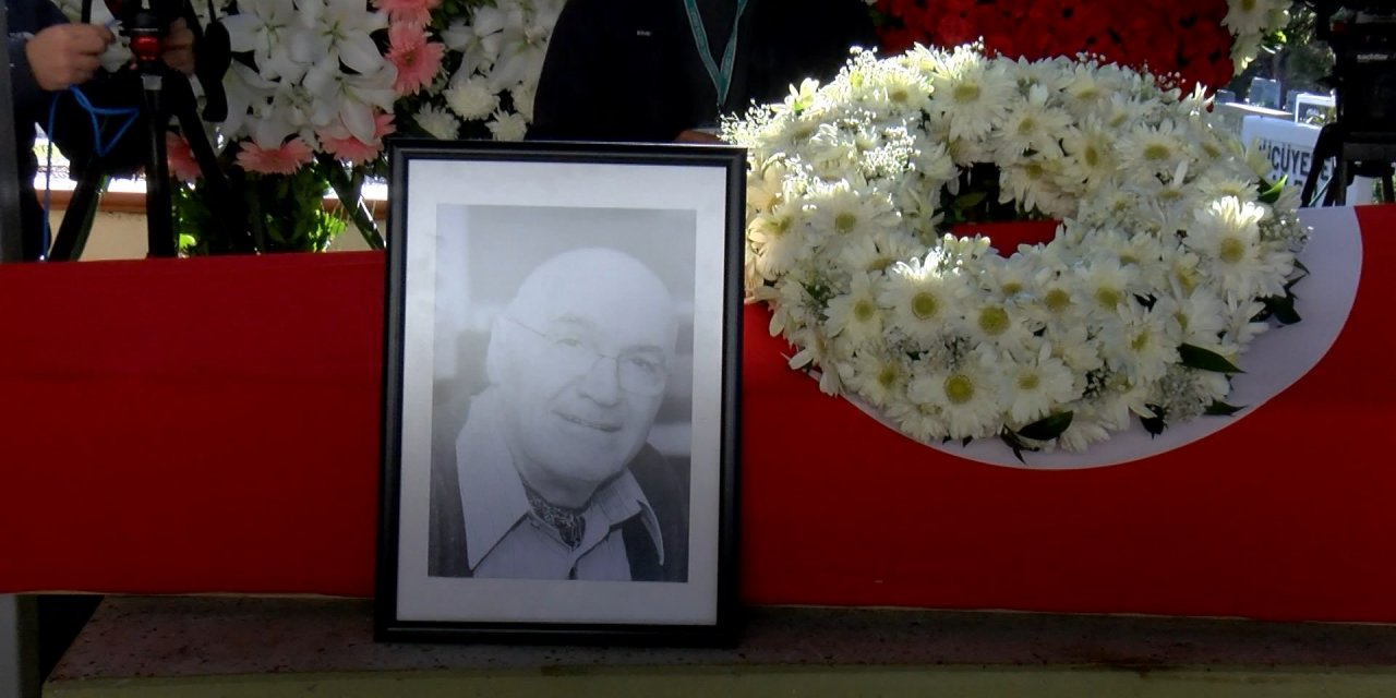 Gazeteci ve spor yorumcusu Hıncal Uluç, son yolculuğuna uğurlandı