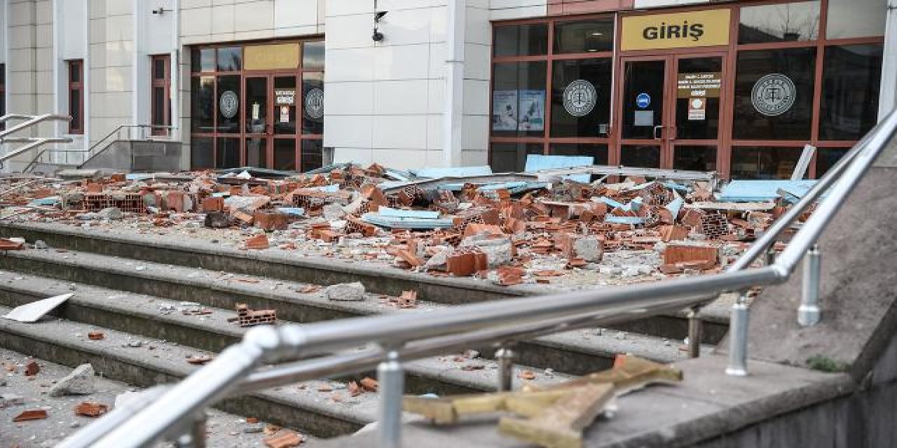 Düzce'de eğitim öğretime yarın da ara verildi
