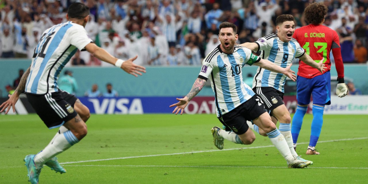 Arjantin kendine geldi, Messi maça damgasını vurdu