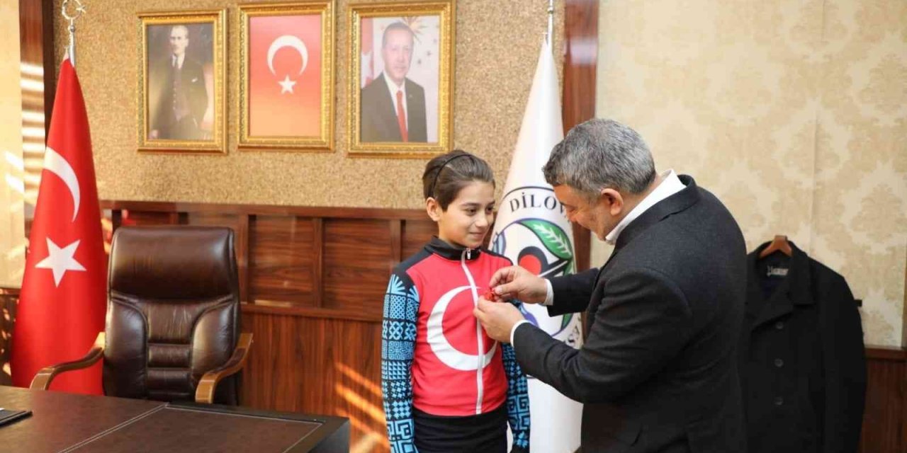 10 yaşındaki Muhammed, Avrupa şampiyonu oldu