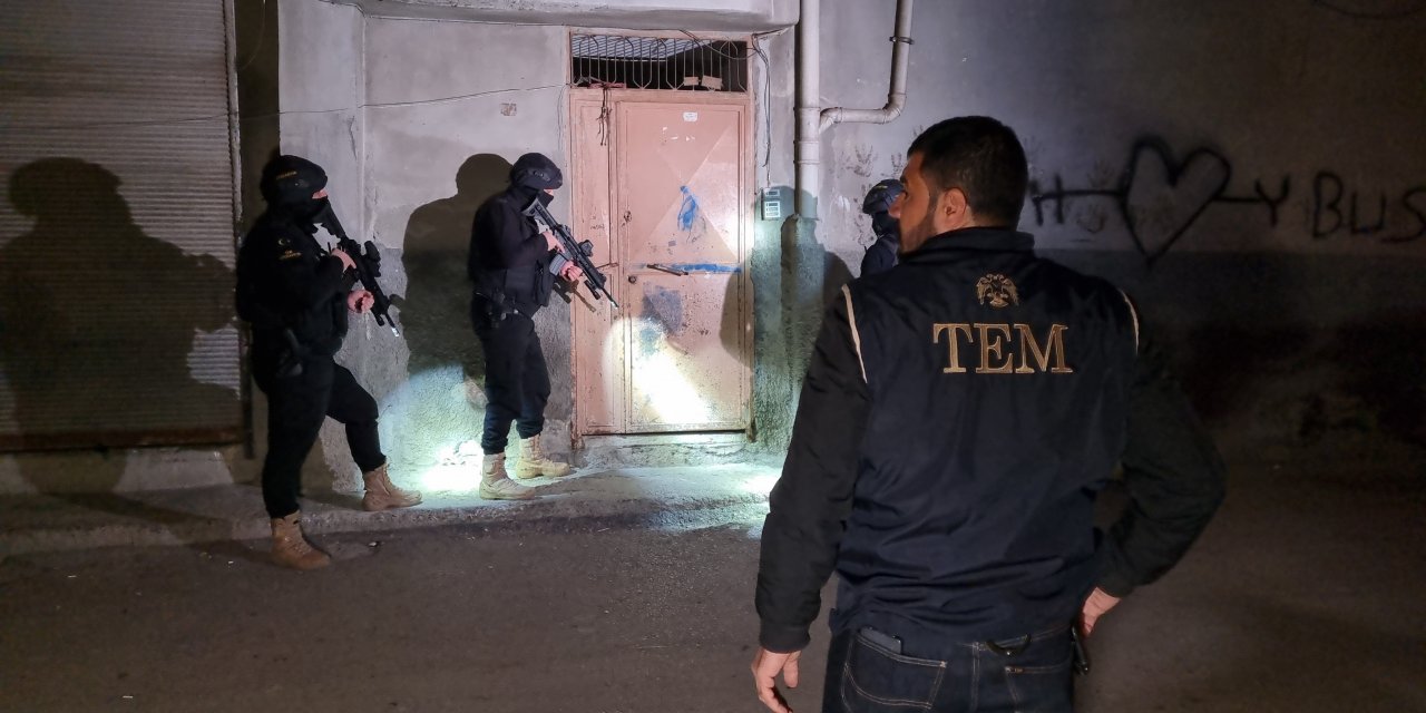 Adana'da terör örgütü operasyonu: 10 gözaltı kararı