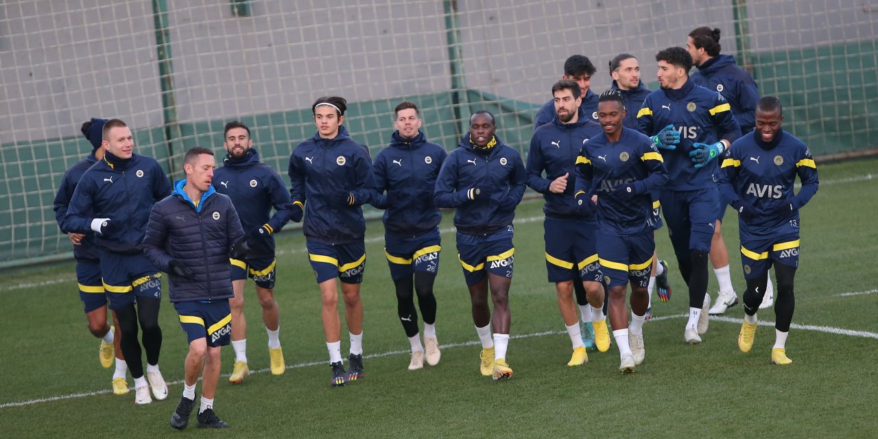 Fenerbahçe, Galatasaray hazırlıklarına devam etti