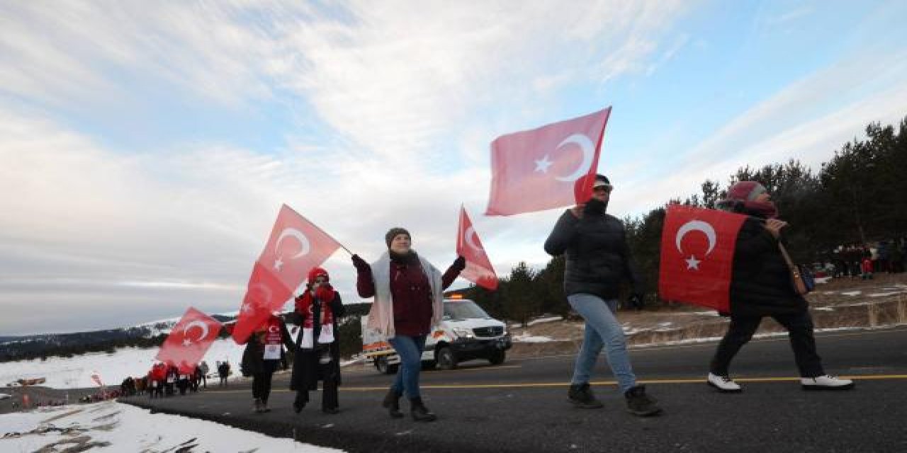 Binlerce vatandaş Allahuekber'de bir araya geldi