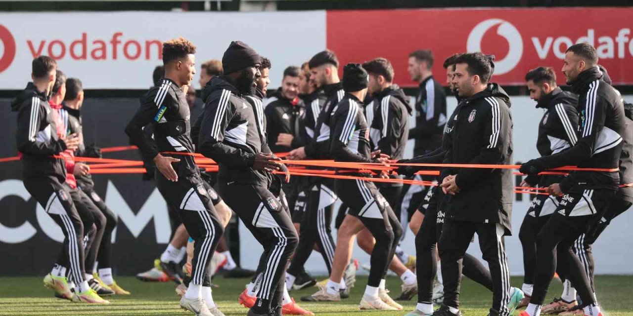 Beşiktaş'ta, Konyaspor maçı hazırlıkları sürüyor
