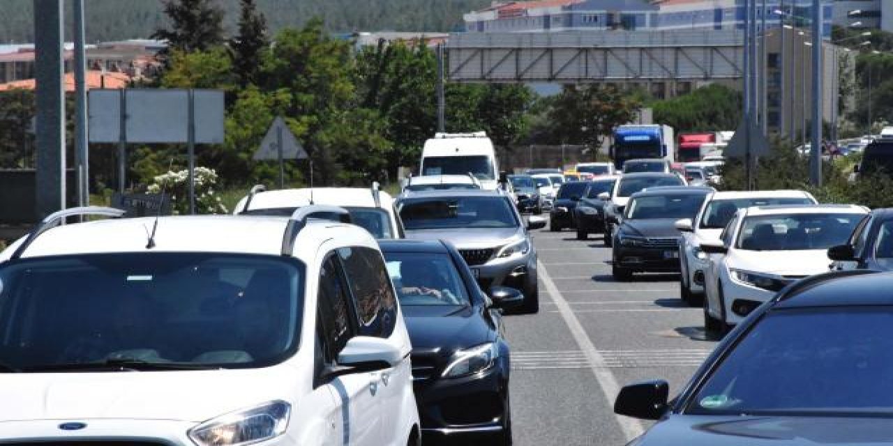 Türkiye'de her 3 kişiye bir araç düşüyor