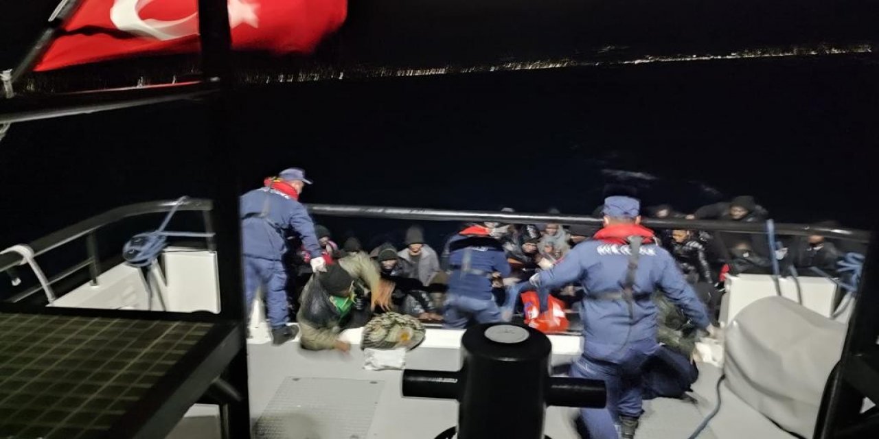Yunanistan’ın ölüme ittiği 59 göçmen kurtarıldı
