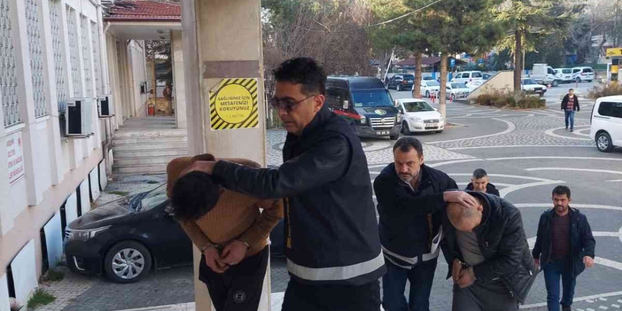 Konya’da uyuşturucu operasyonunda 2 tutuklama