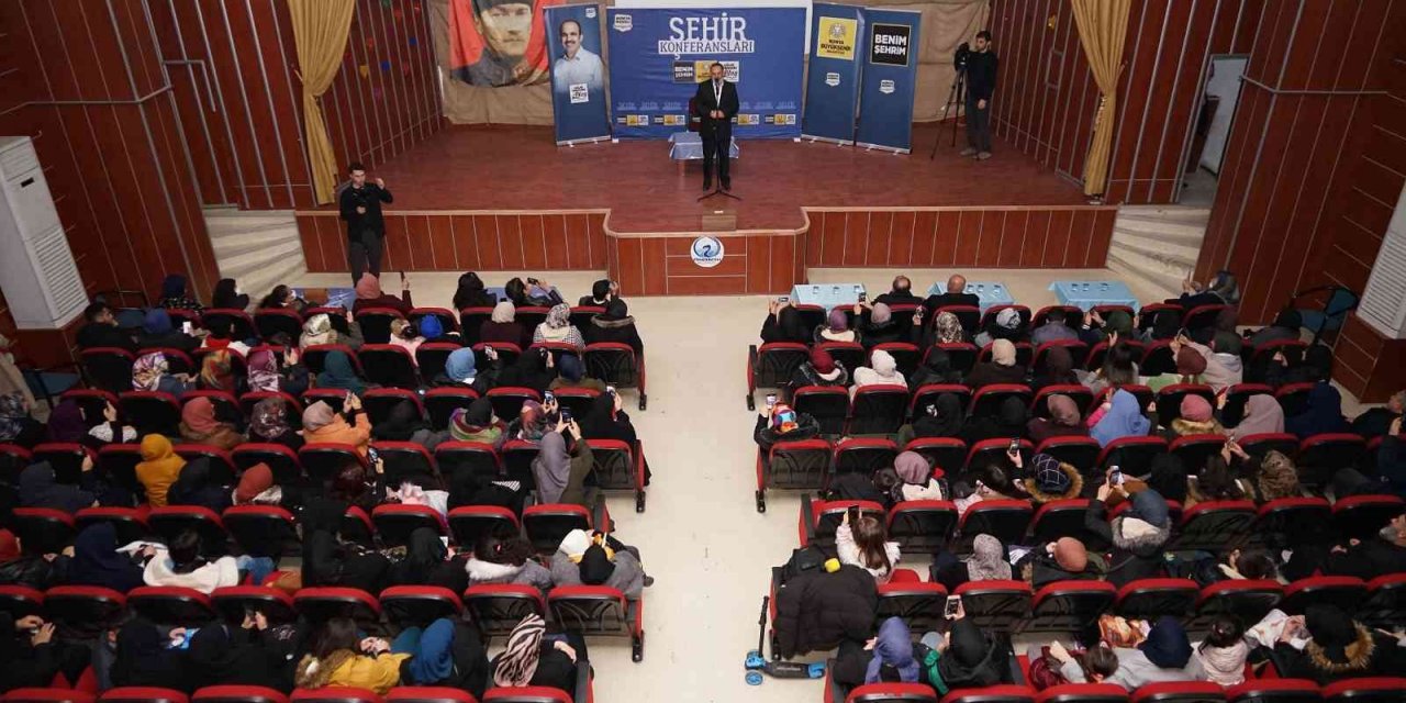 Konya'da Dursun Ali Erzincanlı ve Hayati İnanç konferansı