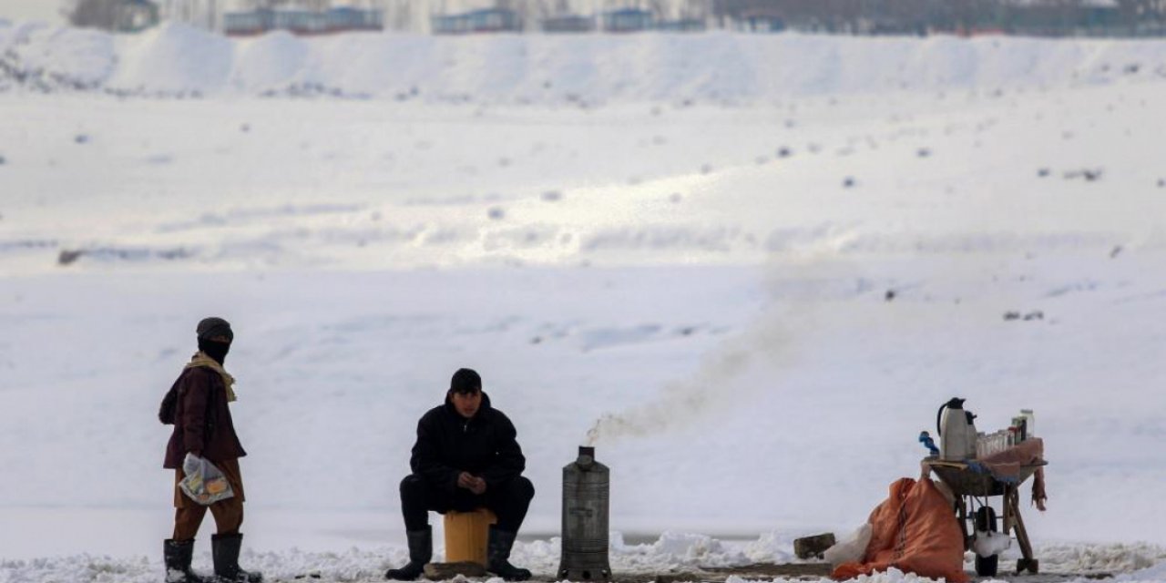 Dondurucu soğuklar nedeniyle ölenlerin sayısı 162’ye yükseldi