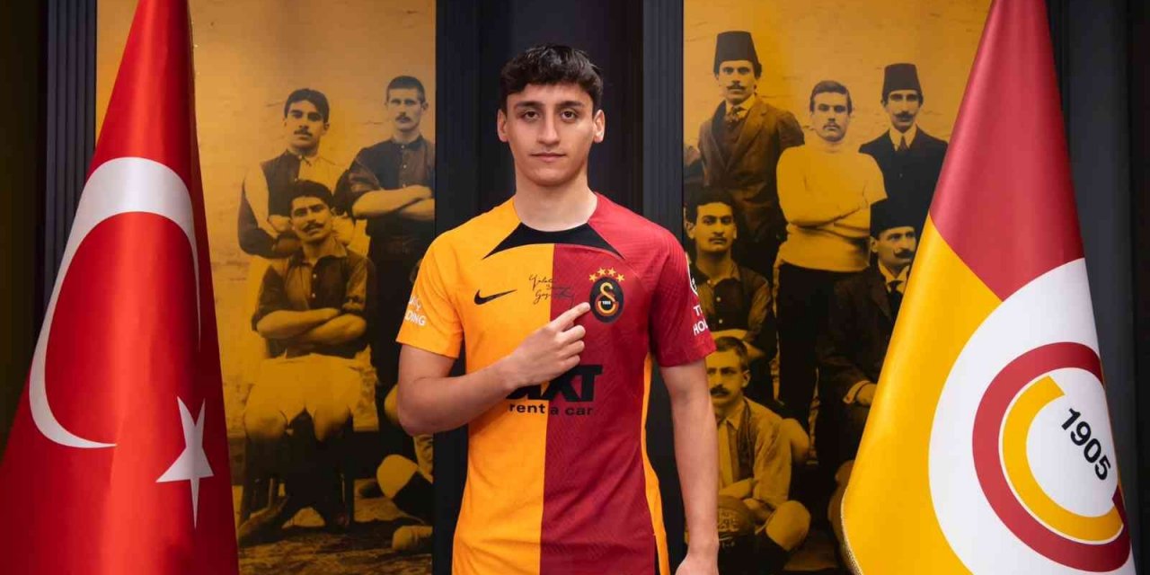 Galatasaray, Emirhan Kayar ile sözleşme imzaladı