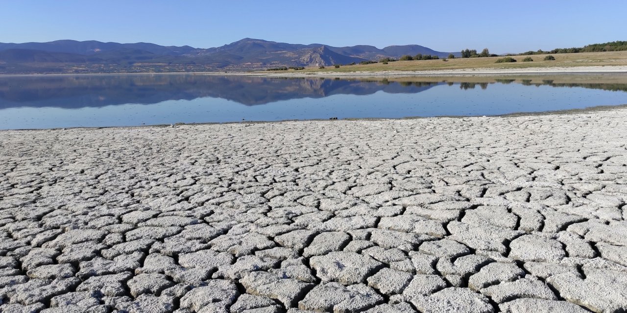 10 yılda su varlığı 70 milyar metreküp azaldı; çok şiddetli kuraklık riski