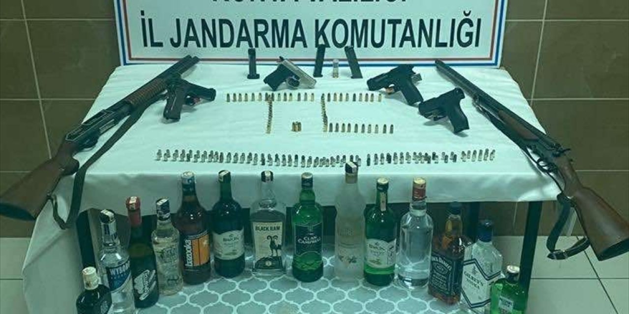 Konya'da 12 litre sahte içki ele geçirildi