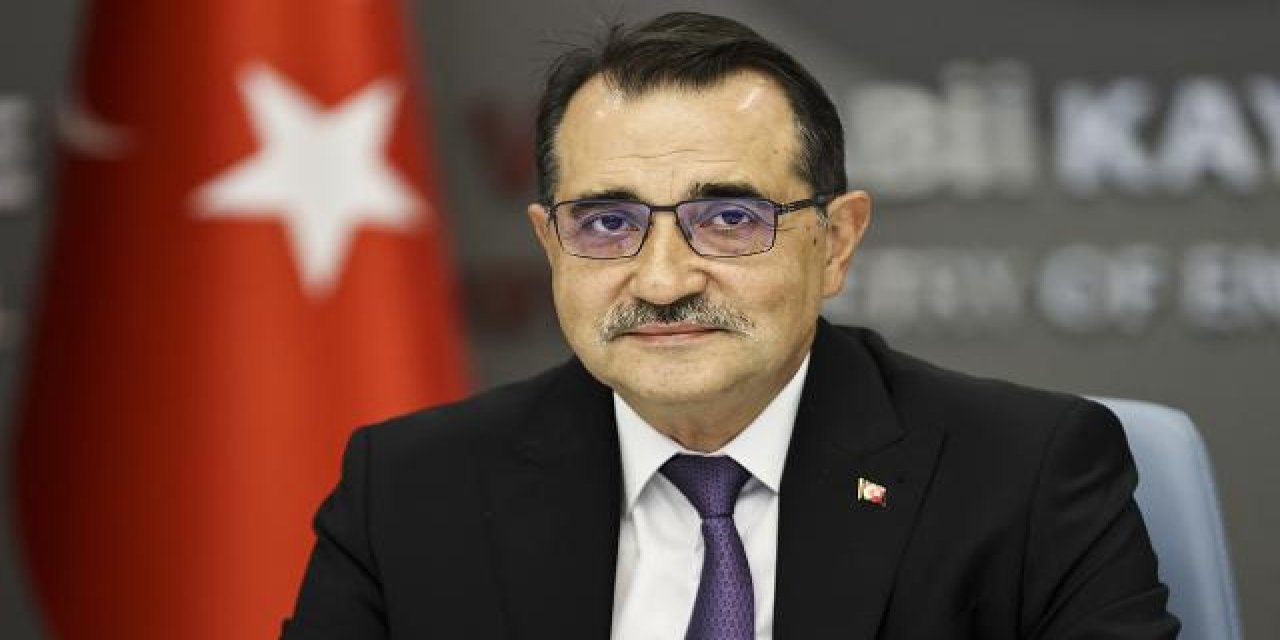 Bakan Dönmez Konya'da konuştu: AK Parti olarak Türkiye'yi ikinci yüzyılına hazırlıyoruz