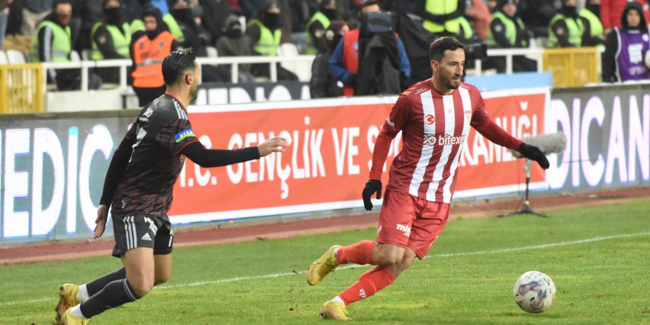 Beşiktaş, Sivas'ta kayıp