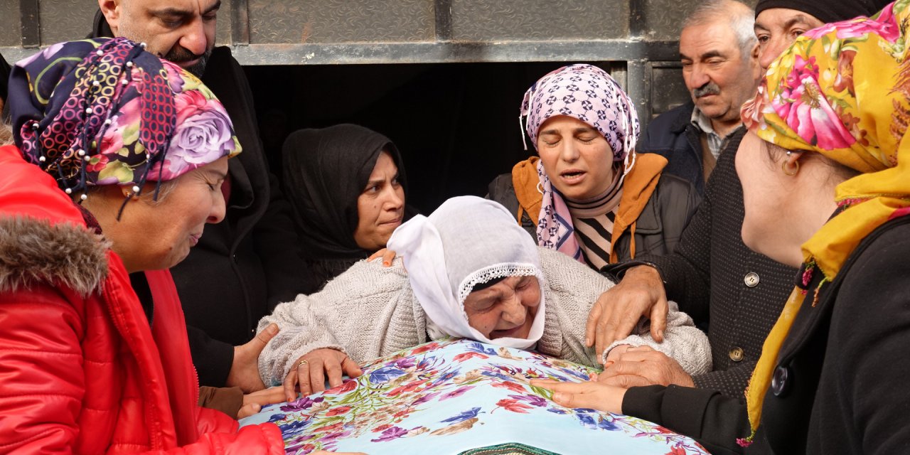 Depremde ölen Nurcan'ın 6 aylık bebeğinden haber yok