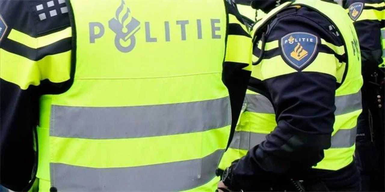 Hollanda'dan Türkiye'deki depremzedelere yardım getiren bir tırda uyuşturucu bulundu