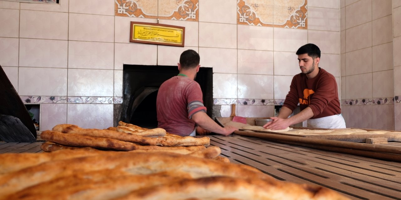 Bingöllü fırıncıdan depremzedelere günde 5 bin ekmek