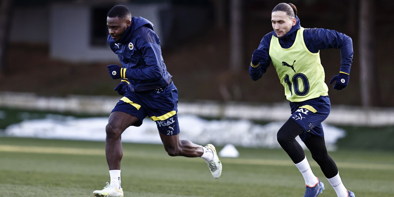 Fenerbahçe'de Joao Pedro takımla çalıştı