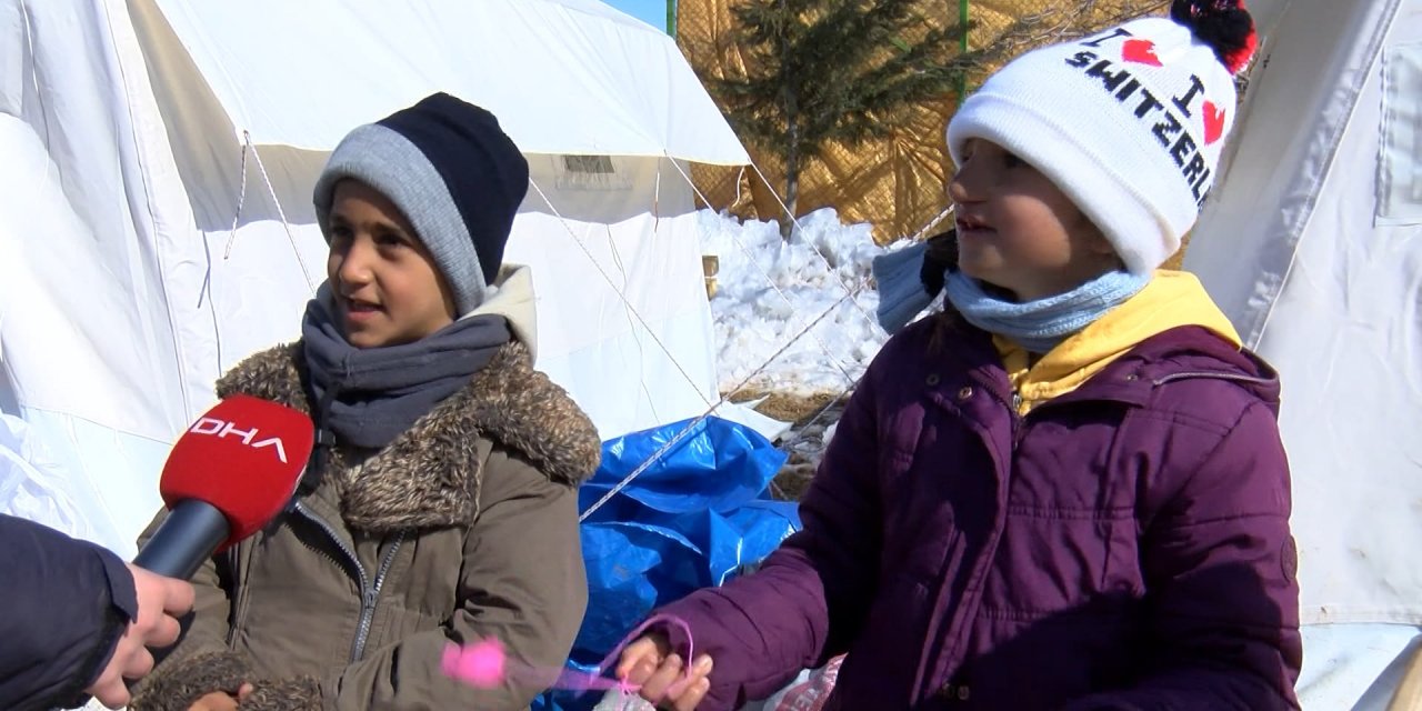 Çadırın umut dolu çocukları hikaye kitabı istiyor