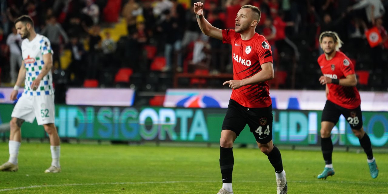 Gaziantep FK'lı Maxim sezon sonuna kadar Beşiktaş'ta