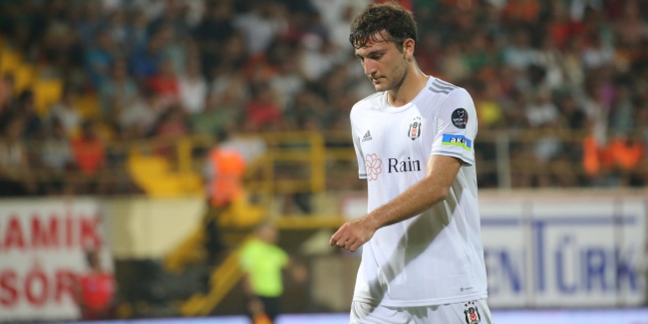 Beşiktaş'ın genç oyuncusu Antalyaspor'a kiralandı