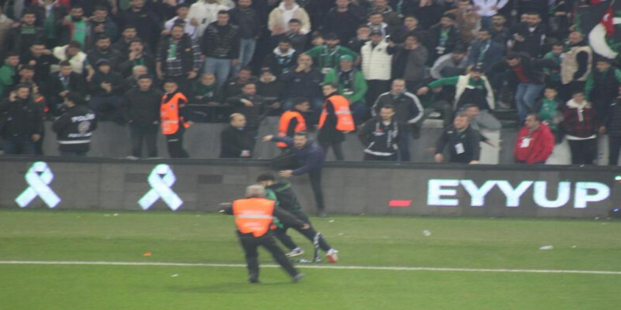 Dostluk maçında olay çıktı!