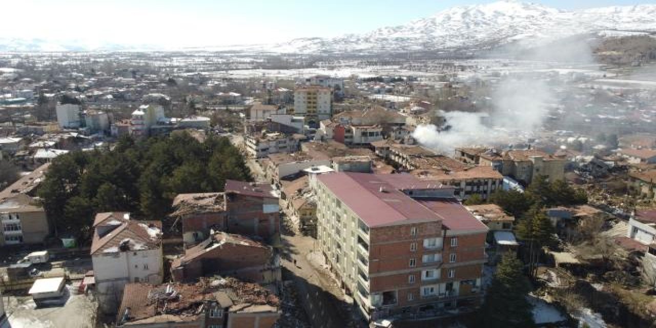 Malatya'da depremde 3 bin 670 bina yıkıldı