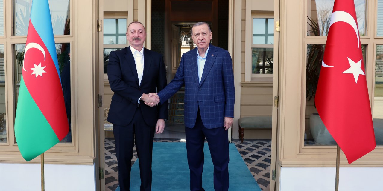 Azerbaycan Cumhurbaşkanı İlham Aliyev, Cumhurbaşkanı Erdoğan'ı kutladı