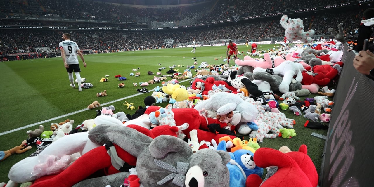 Duygulandıran anlar: Çocuklar Hep Gülsün