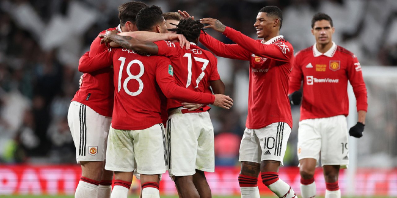 İngiltere Lig Kupası Manchester United'ın