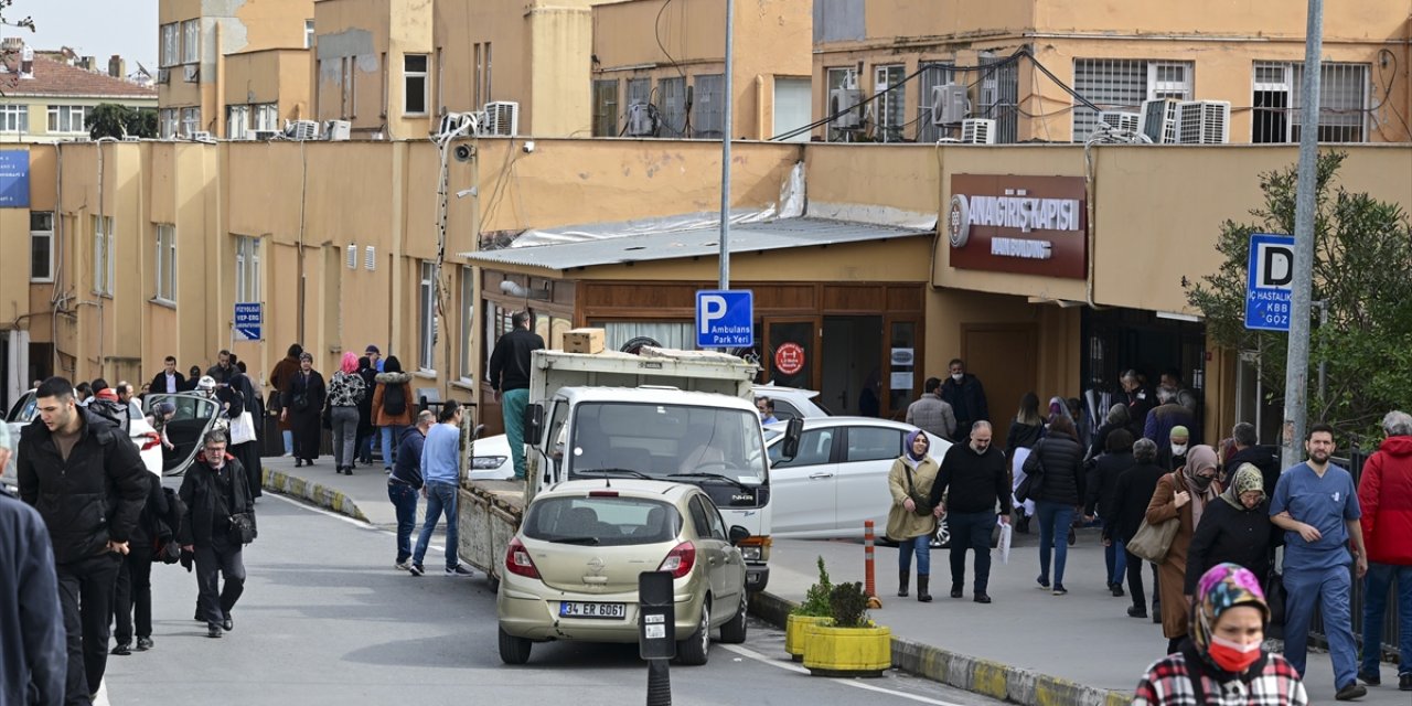 Cerrahpaşa Tıp Fakültesi'nin büyük bölümünün faaliyetleri durduruldu