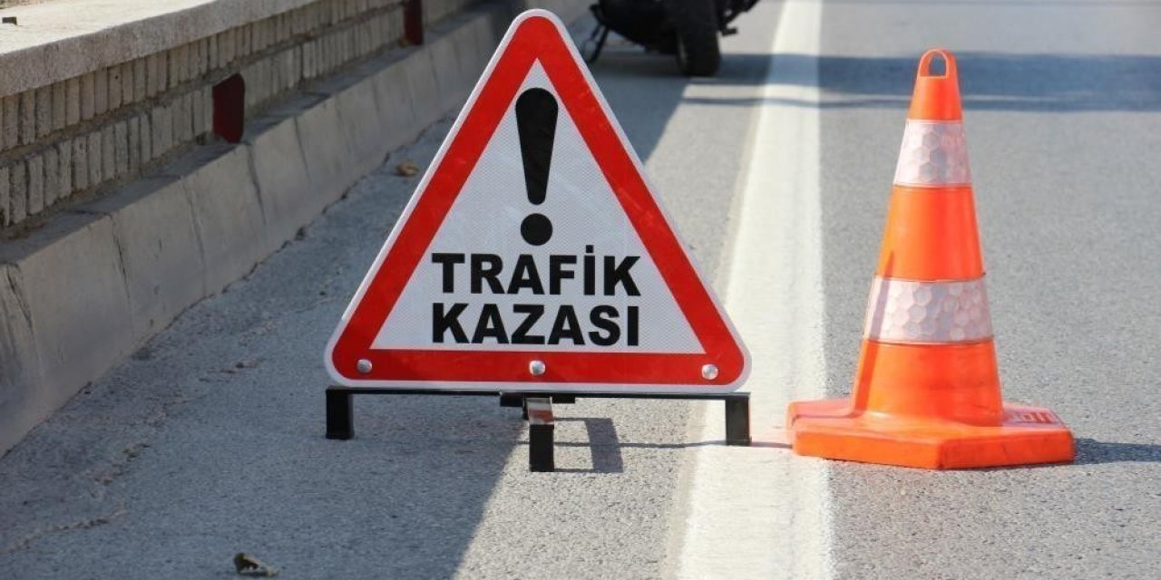 Konya'da kamyonetle otomobil çarpıştı! 6 yaralı