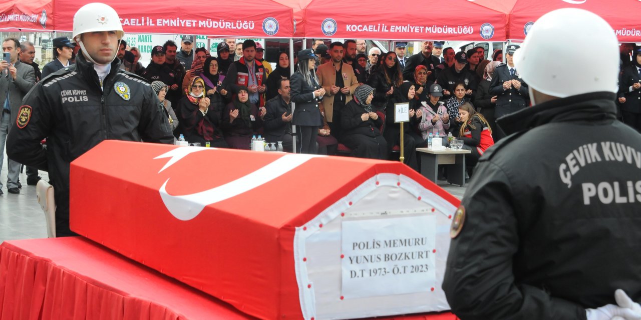 Kocaeli'de kalp krizinden hayatını kaybeden polis memuru için tören