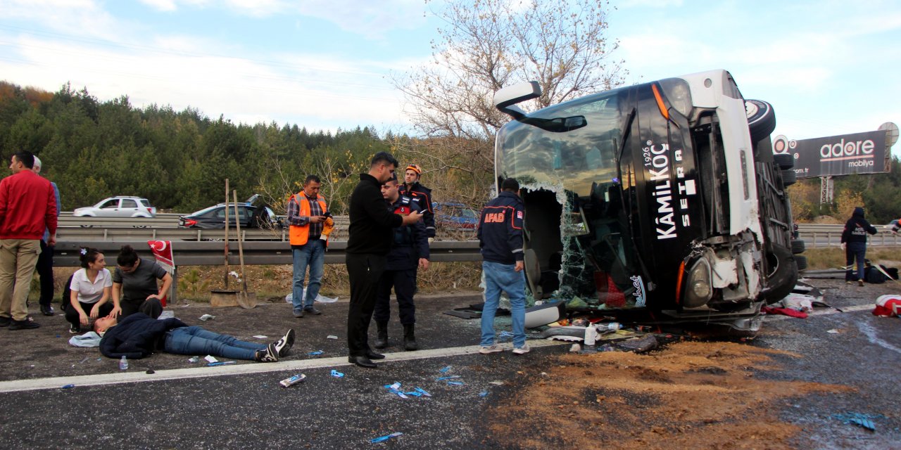 3 kişinin öldüğü otobüs kazasının davasında şoförden ‘lastik patladı’ savunması