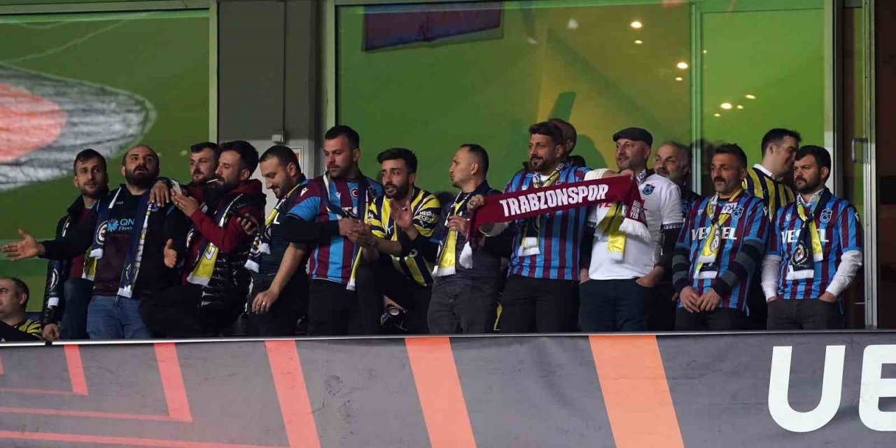 Fenerbahçeli Elif’i enkazdan kurtaran ekip Fenerbahçe-Sevilla maçında