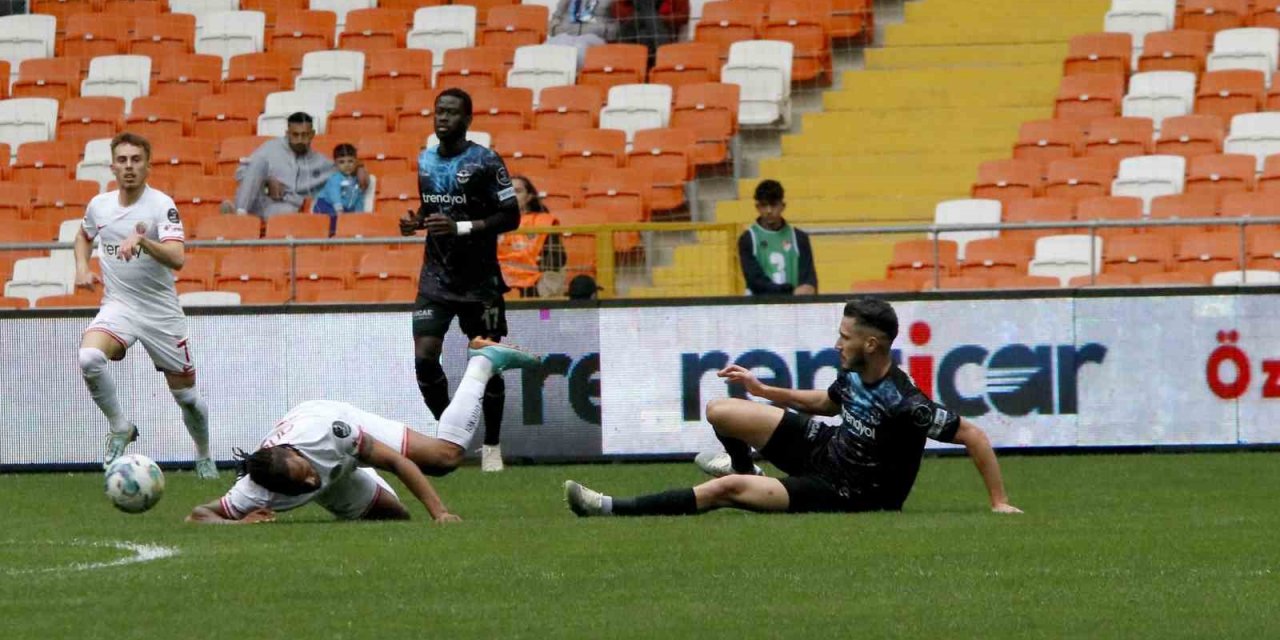 Adana Demirspor, Antalya'yı 2 golle kazandı