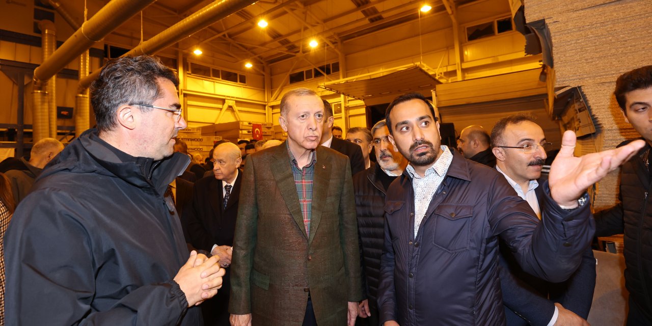 Cumhurbaşkanı Erdoğan Mobilyacılar İhtisas Sanayi Sitesi'ni ziyaret etti