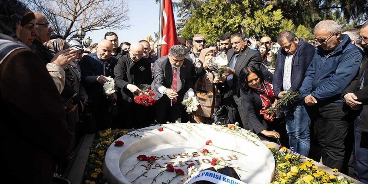 BBP Kurucu Genel Başkanı Muhsin Yazıcıoğlu, kabri başında anıldı