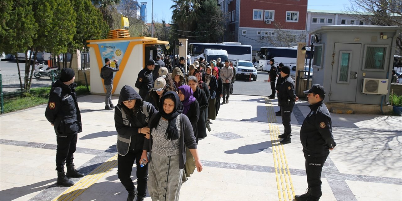 Şanlıurfa'daki terör örgütü PKK/KCK operasyonunda 24 şüpheli adliyeye sevk edildi