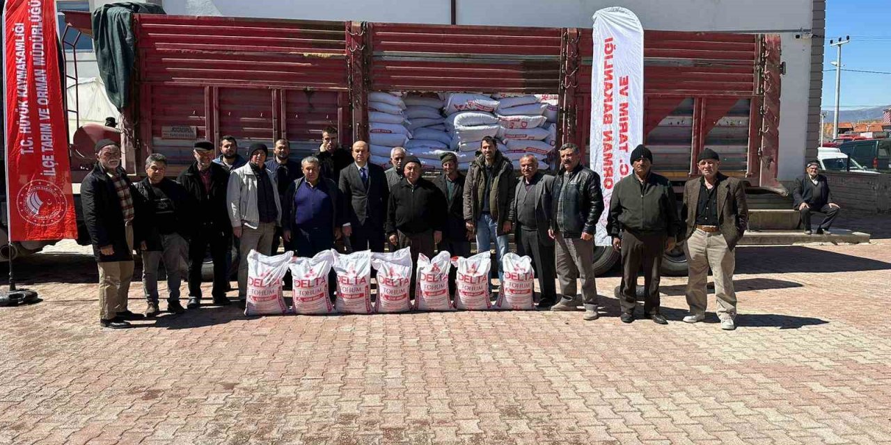 Konya'da çiftçilere sertifikalı nohut tohumu desteği