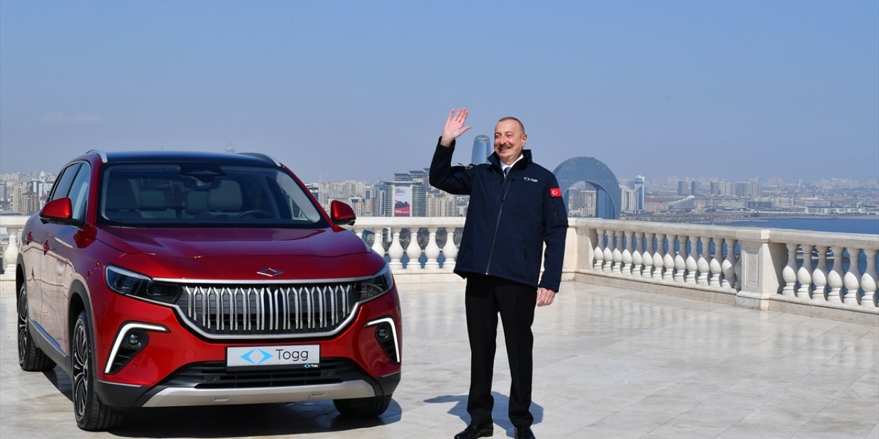 Azerbaycan Cumhurbaşkanı İlham Aliyev, Togg'unu teslim aldı