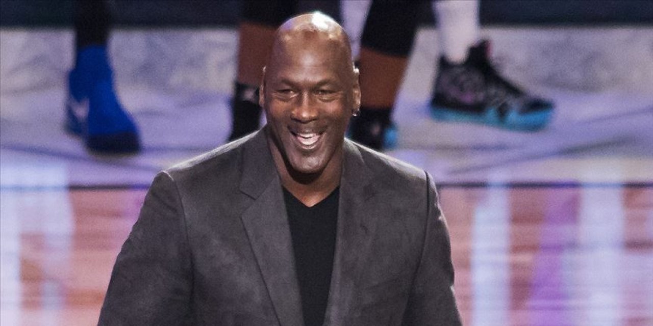 Michael Jordan’ın ayakkabısı rekor fiyata satıldı