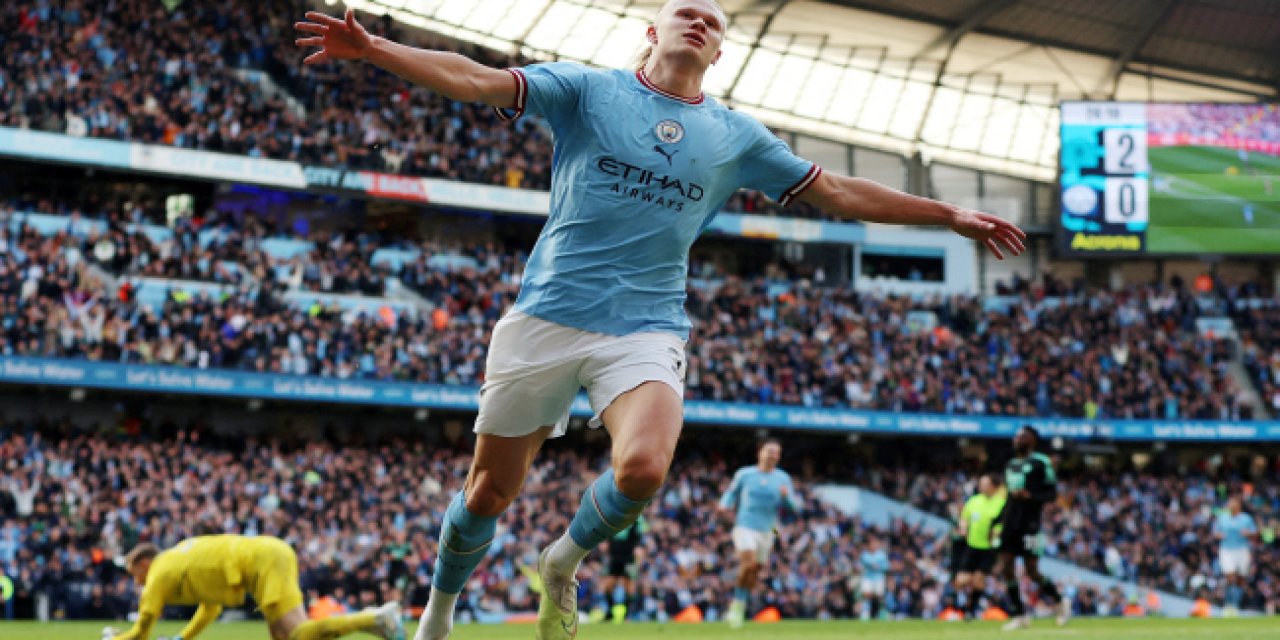 Haaland, Salah'ı yakaladı