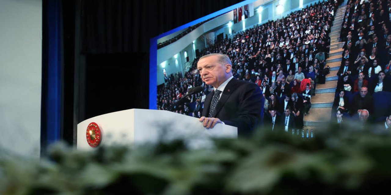 Erdoğan: Her iyileştirmeden öğretmenlerimiz de yararlanmaya devam edecek