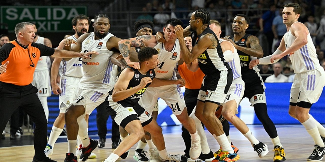 THY Avrupa Ligi'nde olaylı Real Madrid-Partizan maçının cezaları belli oldu