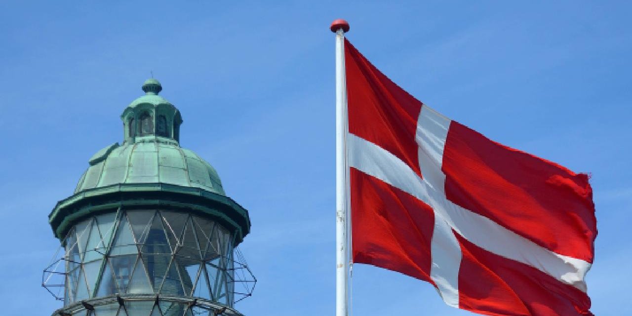Danimarka'da Kur'an-ı Kerim ve Türk bayrağına saldırı