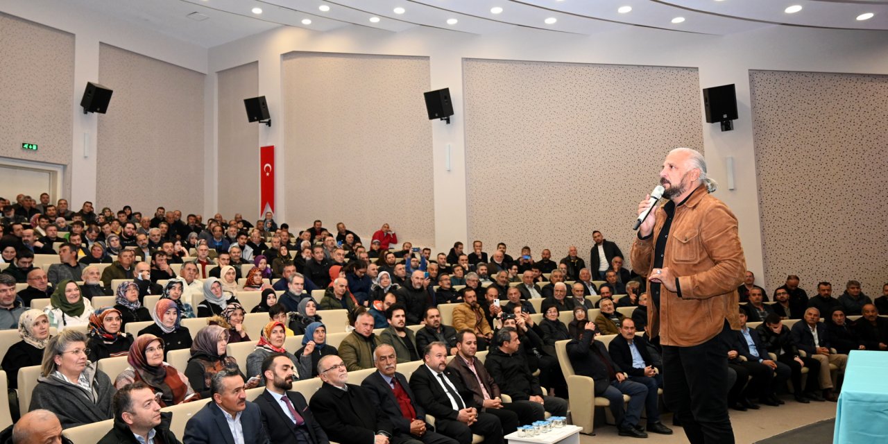Güvenlik politikaları uzmanı Mete Yarar, Konya'da