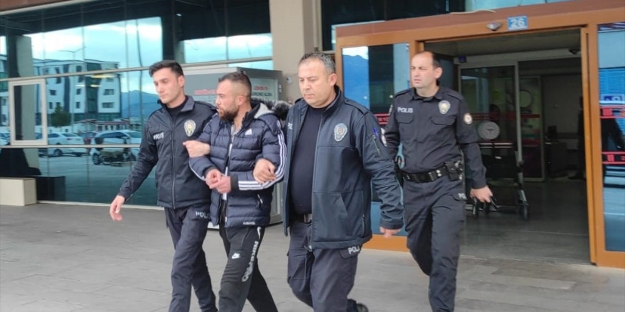 Konya'da markette silahlı soyguna karışan zanlı tutuklandı